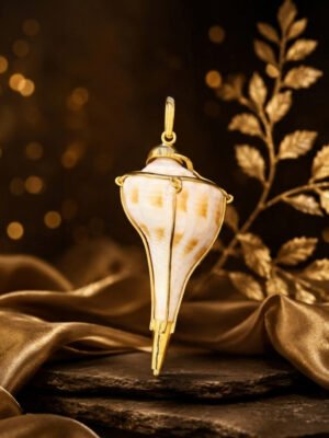 Valampuri Pendant