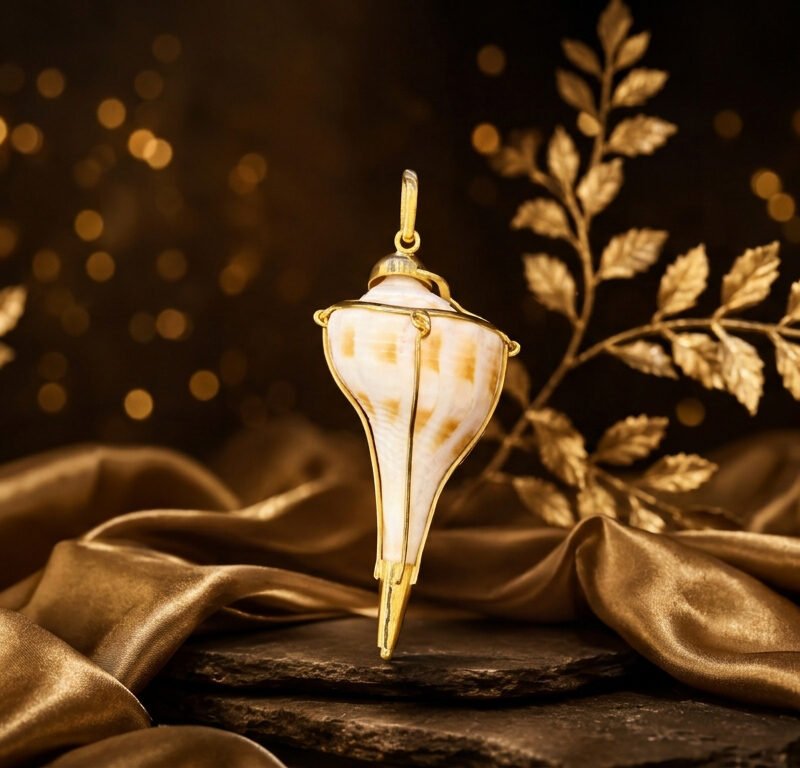 Valampuri Pendant